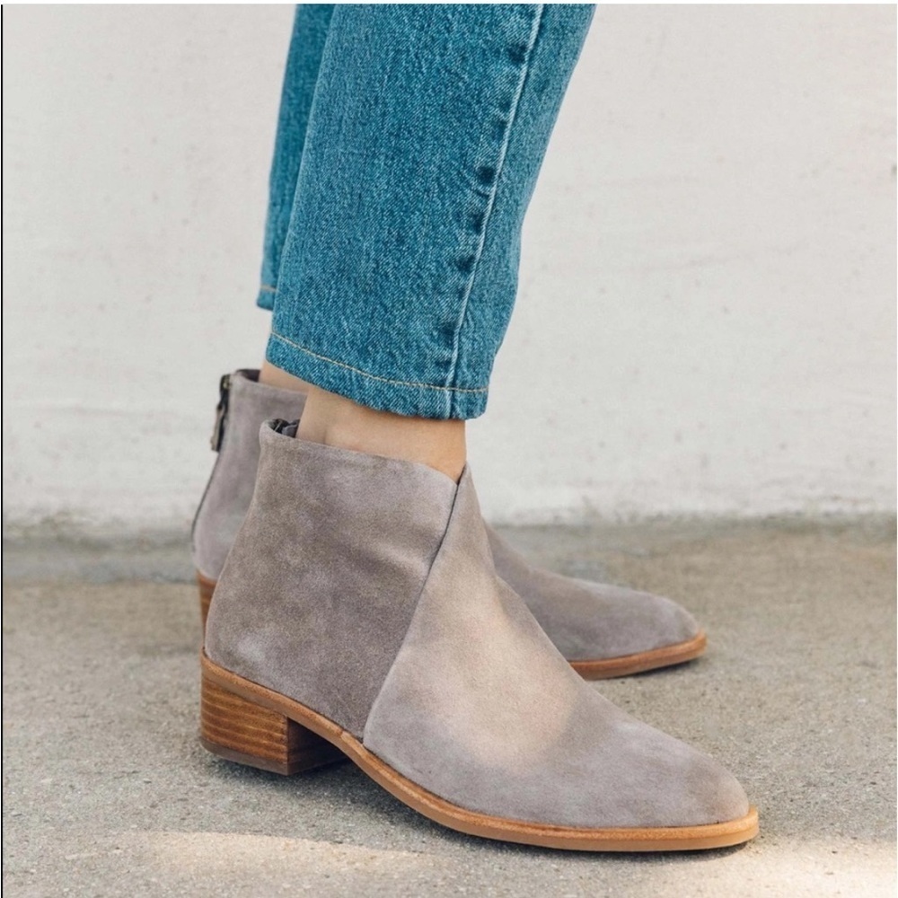 Soludos Anthropologie Venetian Gray Flat Ankle Boots Suede Size 7